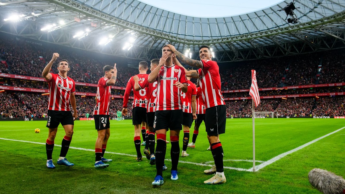 Athletic Bilbão é dominante e, no duelo direto, vence o Atlético de Madrid